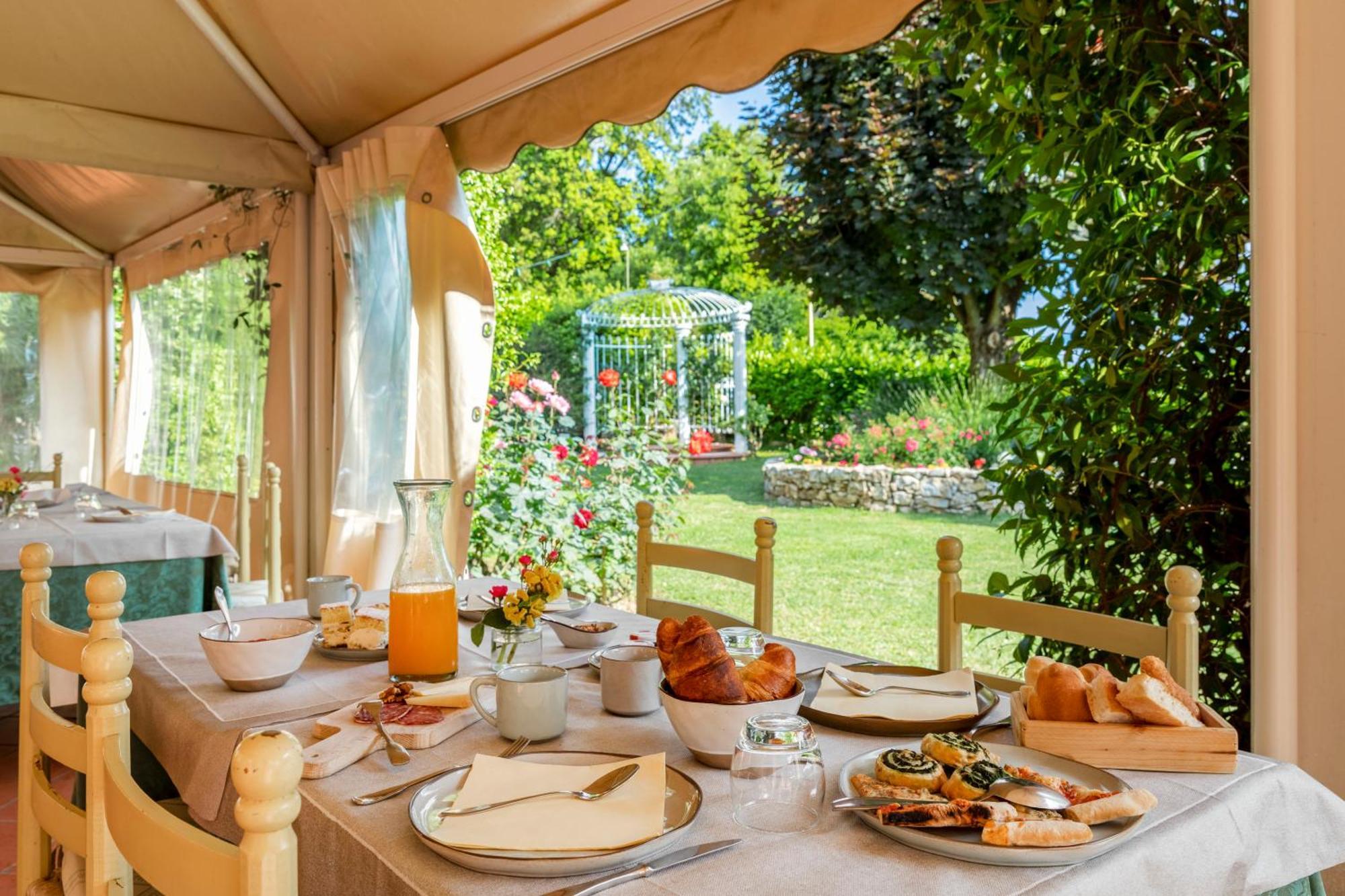 Chiatri Holiday Prato Verde المظهر الخارجي الصورة