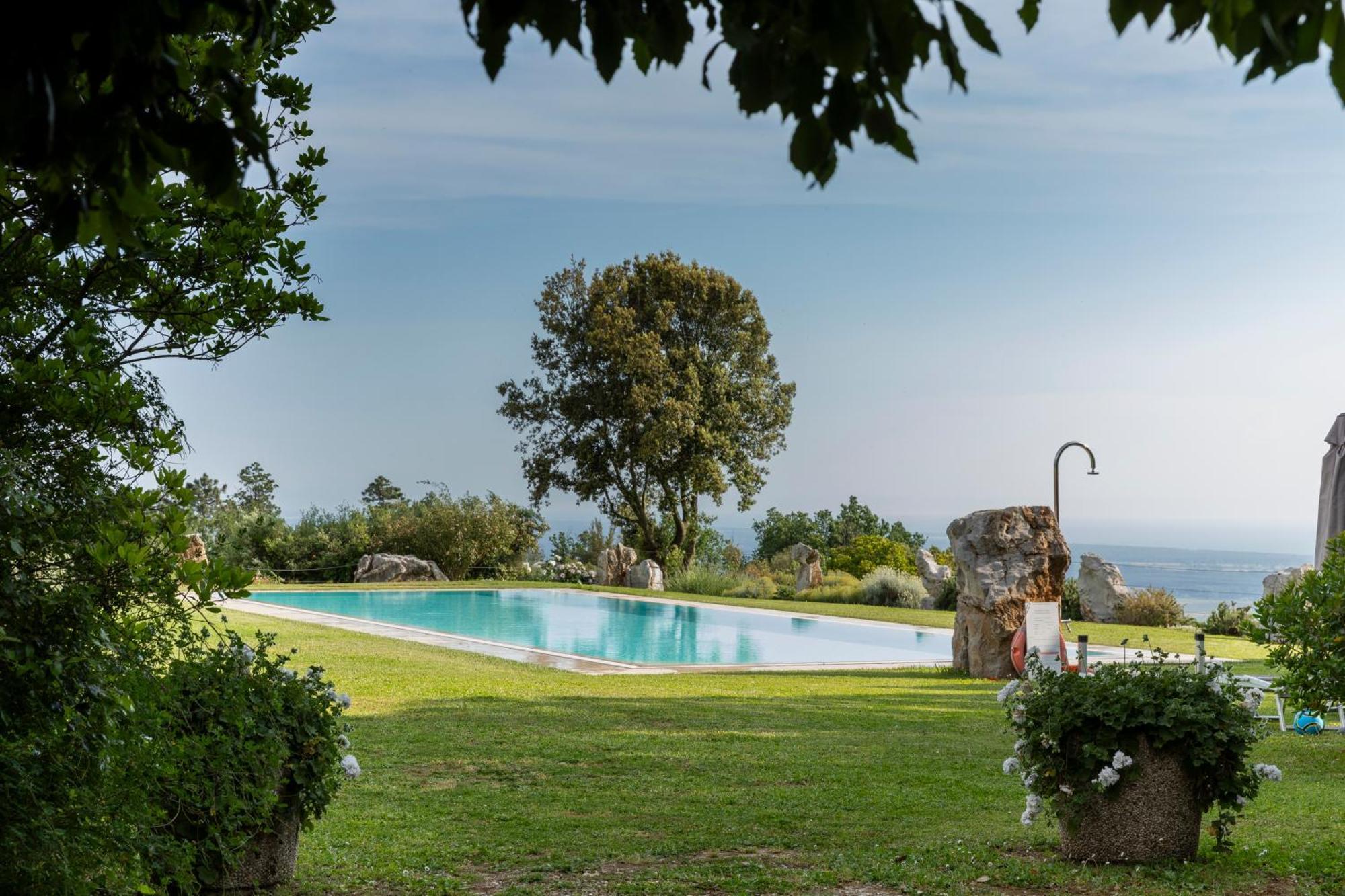 Chiatri Holiday Prato Verde المظهر الخارجي الصورة