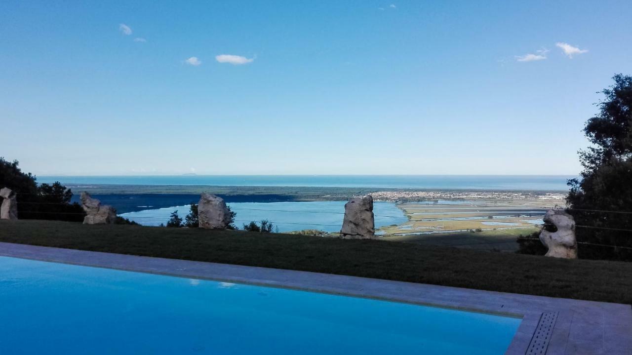 Chiatri Holiday Prato Verde المظهر الخارجي الصورة